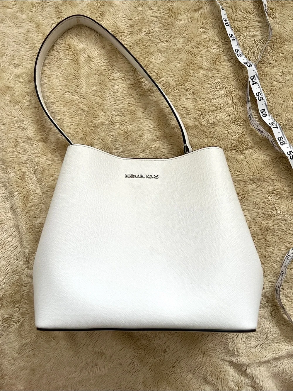 MICHAEL KORS White Medium Size Satchel Purse